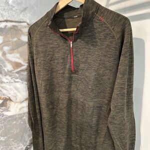 Lululemon half zip pullover (brown-black pattern) Size Medium, great condition!